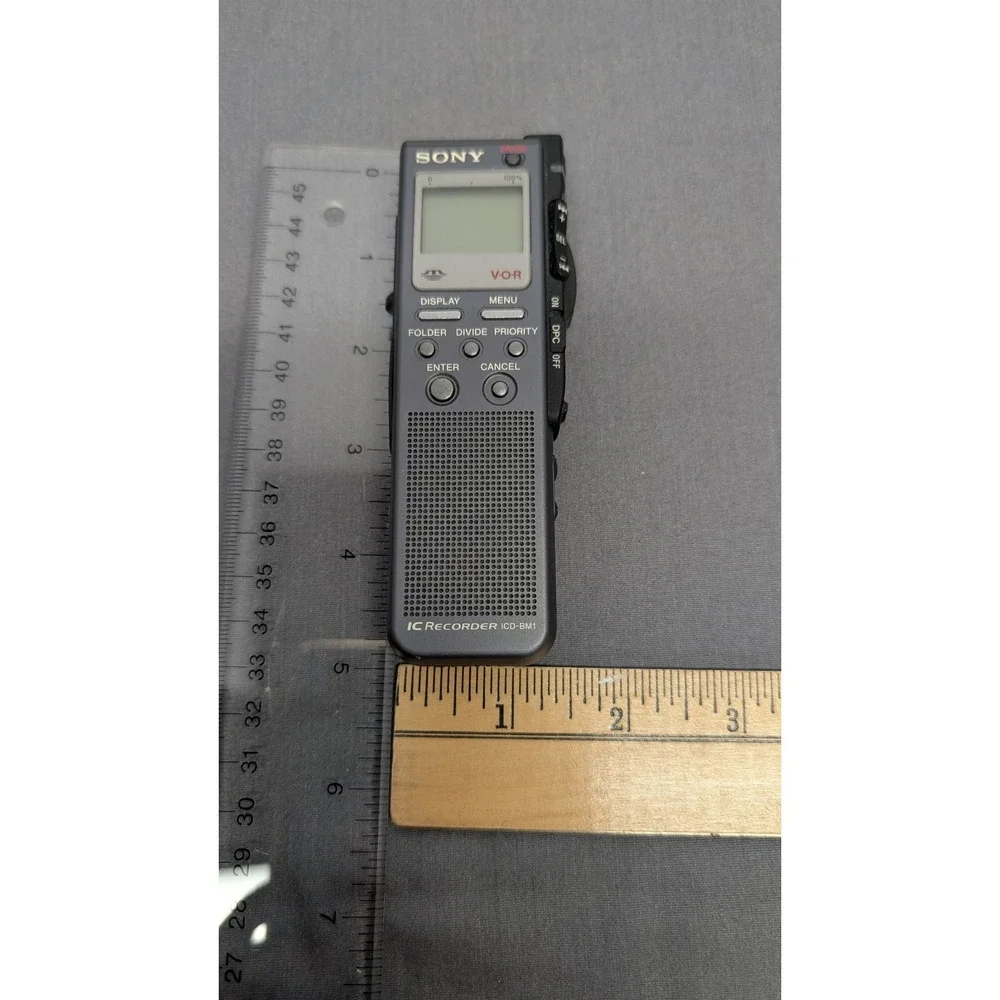 Sony IC Recorder ICD-BM1 Gray Digital Voice Recorder w/ 16MB Memory Stick -Works